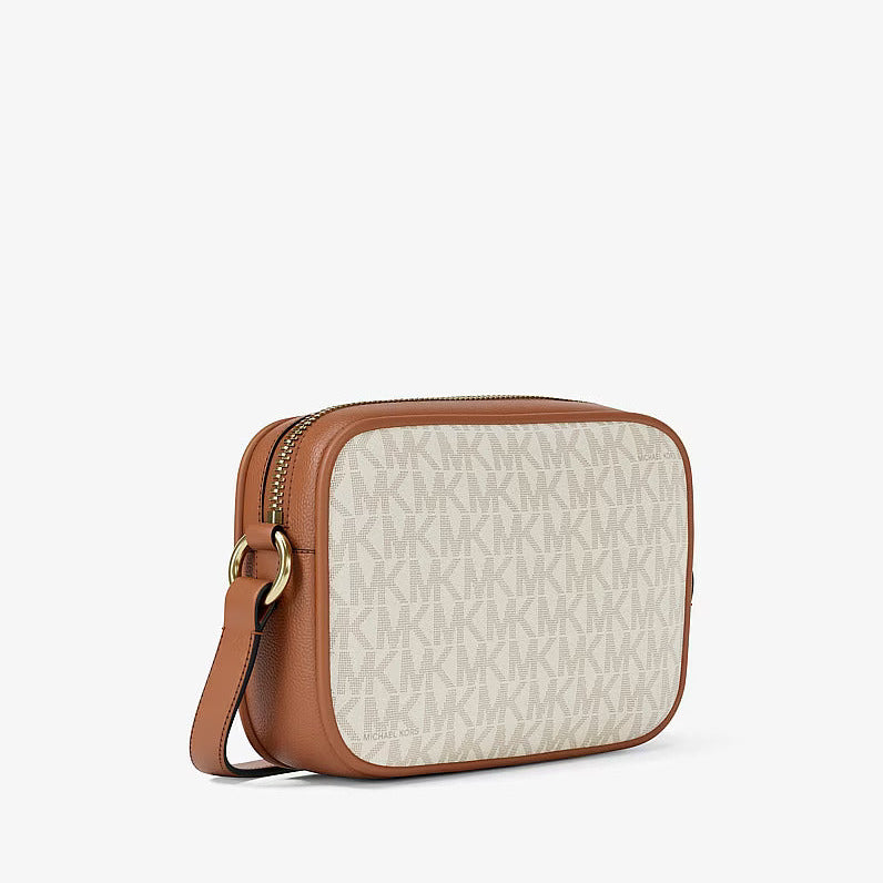 Jet Set Travel Small Camera Crossbody Vainilla